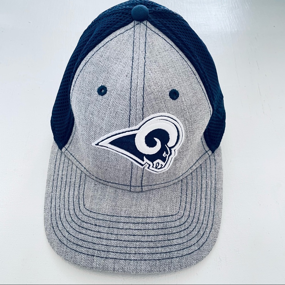 LA  rams cap  blue gray size  small medium